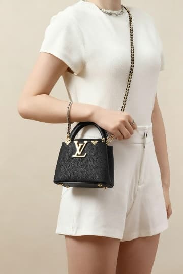 BagModelF02 - Bag Model 2 AI Template